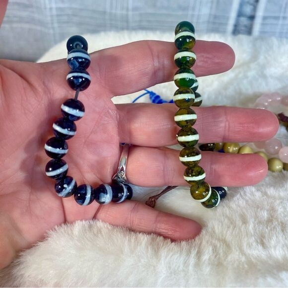 Multicolor Beaded Stretch Bracelet Set one Size Fits Most - Picture 5 of 6